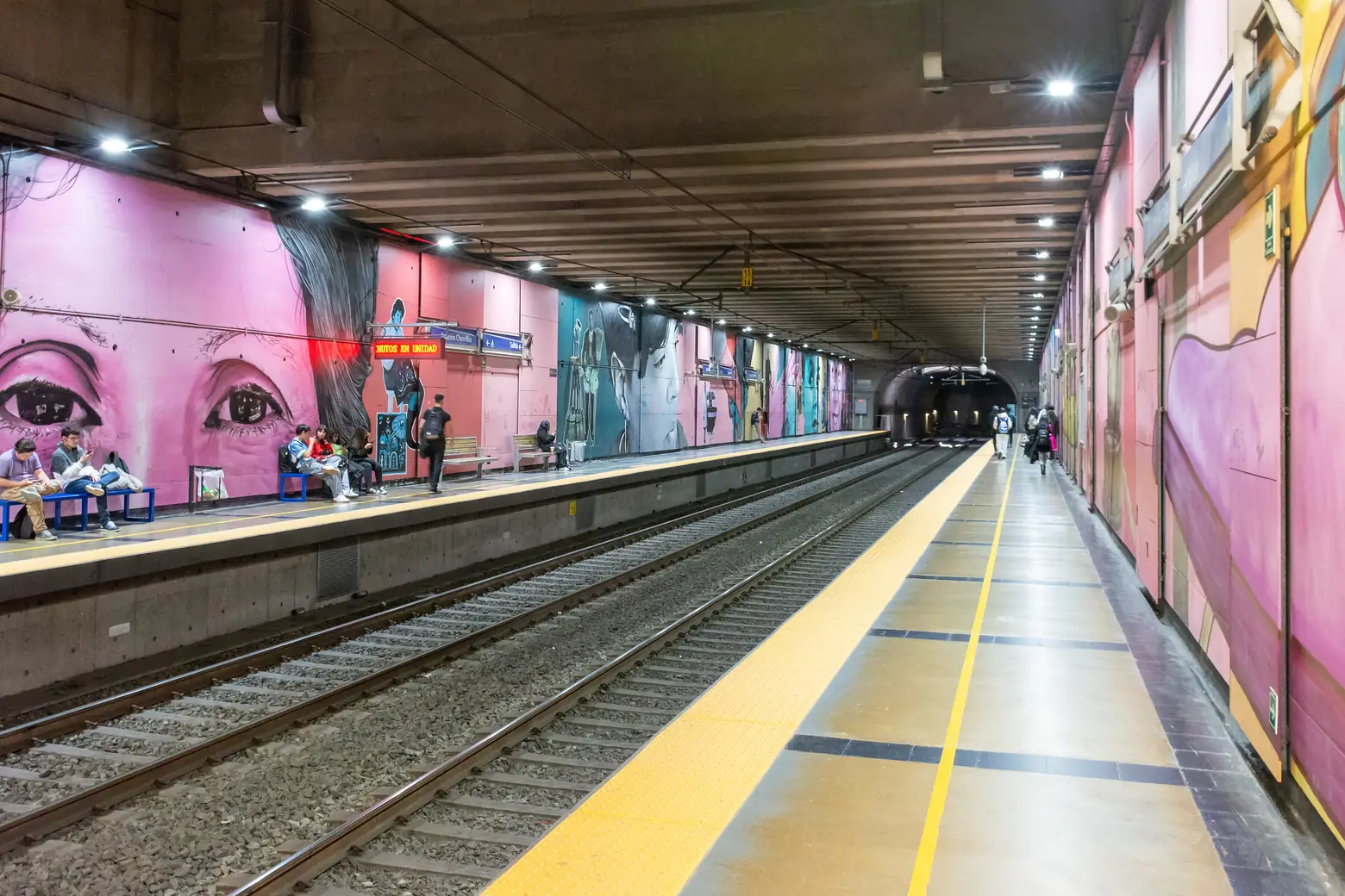 Andenes de la estación Chorrillos en Viña del Mar