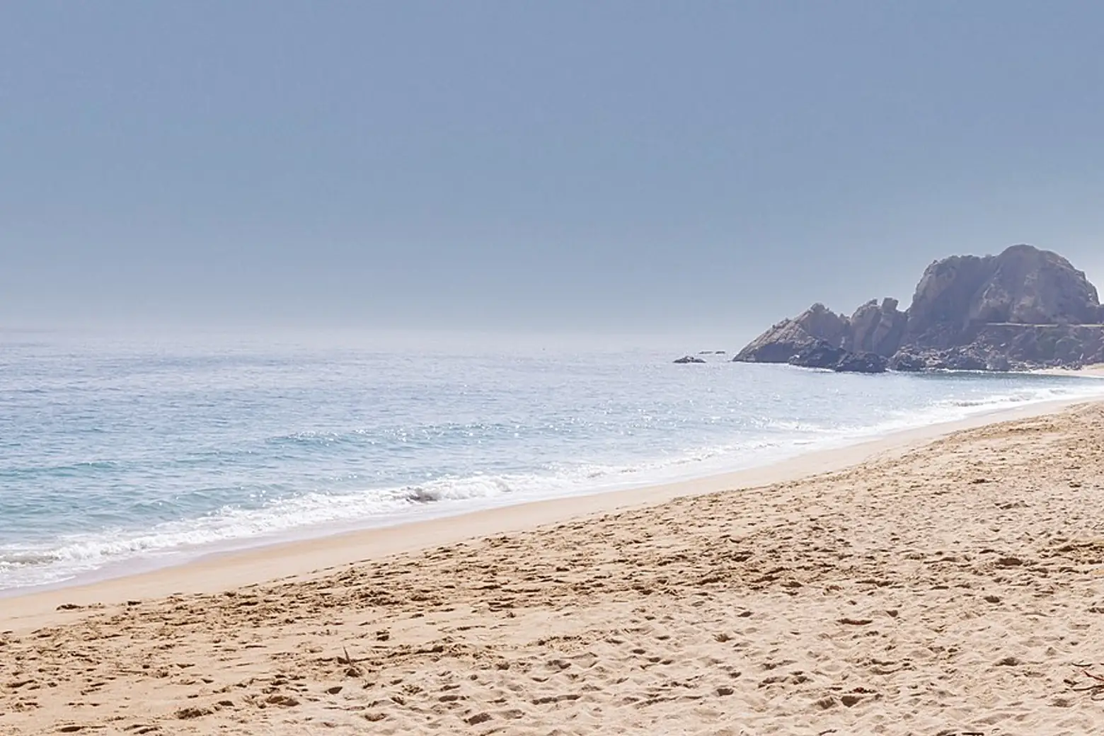 Borde costero y playa de Reñaca en Viña del Mar